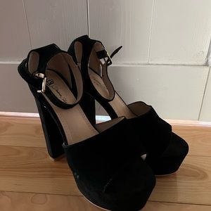 Style By Sydney Dion Black Womens 7.5 6 inch heel